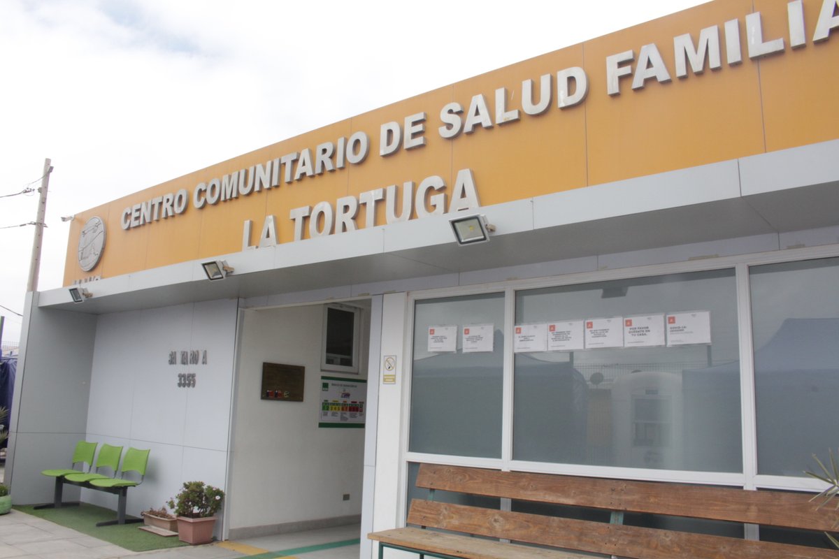 red_alto's tweet photo. [AHORA] Estimados vecinos, el Centro Exclusivo de Atenciones Respiratorias (CEAR), con éxito rotundo continúa entregando atenciones oportunas a la comunidad durante la cuarentena.🏥👉🕖

#atenciónprimaria
#MAHOSPICIO
#QuédateEnTuCasa
#EntreTodosNosCuidamos
#RespetaLaCuarentena https://t.co/v11JTuVFwV