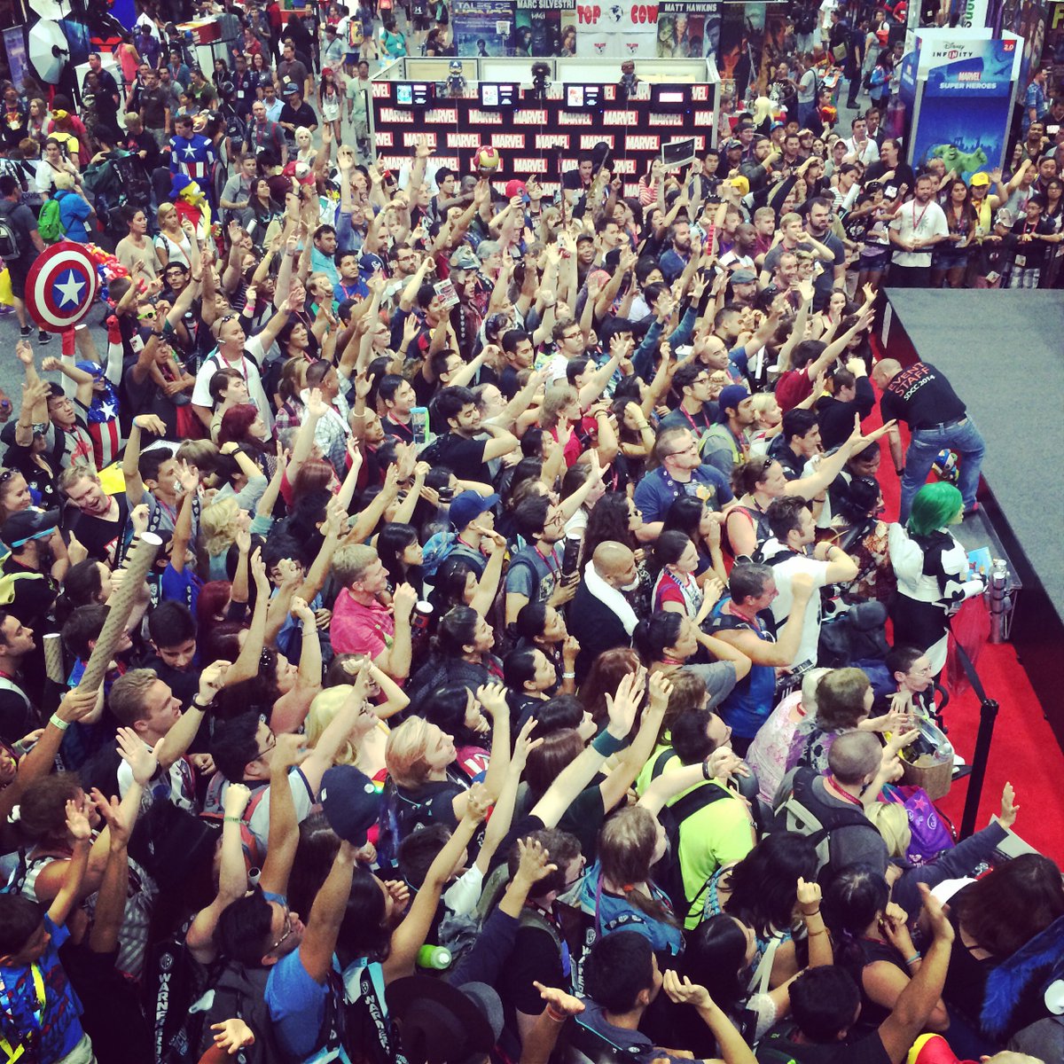 2014 was more of just non-stop insanity, also my phone clearly started taking better photos! Plus moderated my first  #WomenOfMarvel panel!