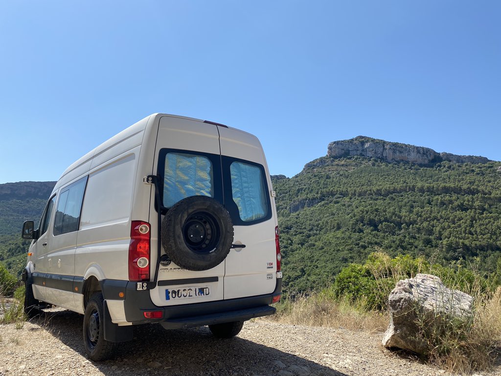 CAMPERCAT4X4's tweet photo. Si tienes un espíritu aventurero, tenemos el camper ideal para ti!!
No dejes escapar nuestras ofertas de alquiler estivales, aún tenemos fechas disponibles! La Boira os espera. https://t.co/MRRaRbrGOC
