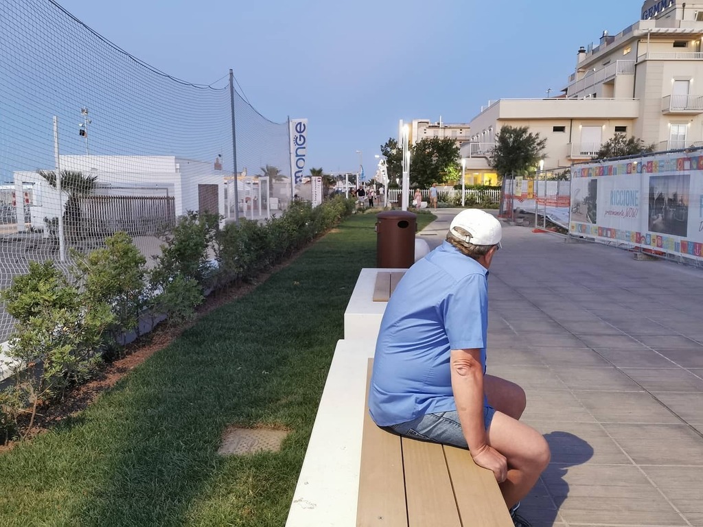 On Tour in Riccione 🚶‍♂️
Passeggiata Goethe 😎

#wr1 #passeggiatagoethe #riccione #estate2020 #riccionereisenschien #cityreisebüroschien