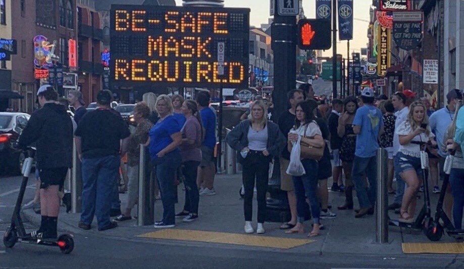 gisbergb's tweet image. The US in a single picture.