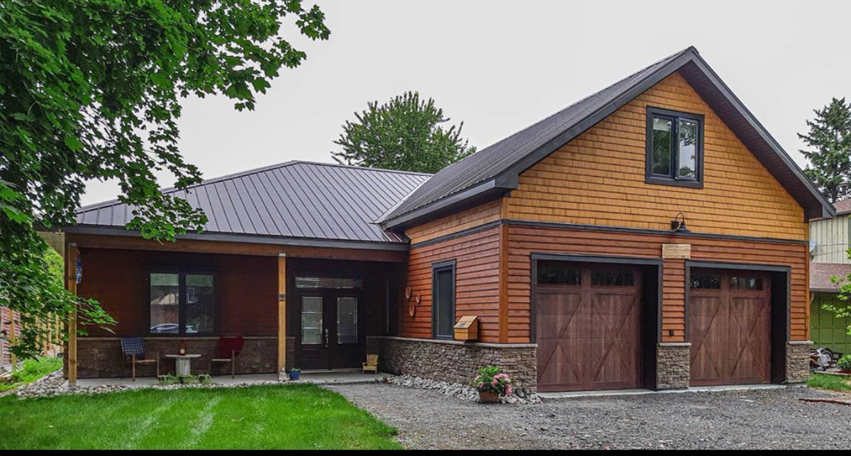 VicwestBP's tweet photo. Modern designed home with a big mountain feel features Supervic metal roofing in cocoa brown. Thank you for sharing Buchner Manufacturing Inc. #metalroofing #supervic #buildingfortomorrow https://t.co/L8xR1dcZd3 https://t.co/2pCTeRtYe6