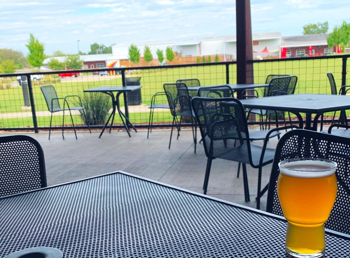 Straight To Ale tweet media