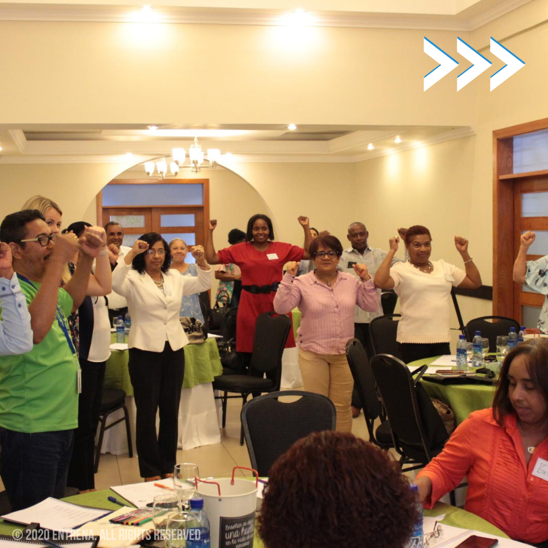 Entrena_DR's tweet photo. Hoy jueves de #TBT observa lo vivido una de nuestras capacitaciónes para #maestros, en colaboración con @digepep_rd, donde los profesores aprendieron como aumentar su efectividad a la hora de enseñar y como colaborar para la excelencia académica del #estudiante.
#EntrenaDR https://t.co/ak8Ld6ysCa