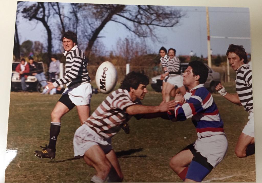 iprsportingclub's tweet photo. 🖤🤍 #SportingRetro variadito 🏑🏉 Parte 1. Esperamos tus comentarios 😉 https://t.co/O7iIpln9NU