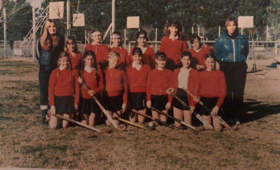 iprsportingclub's tweet photo. 🖤🤍 #SportingRetro variadito 🏑🏉 Parte 2. Esperamos tus comentarios 😉 https://t.co/4n3dY5Y1Hu