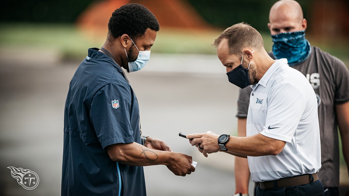Titans's tweet photo. Rookies reporting. 😷🏈 https://t.co/KcSsI0o17M