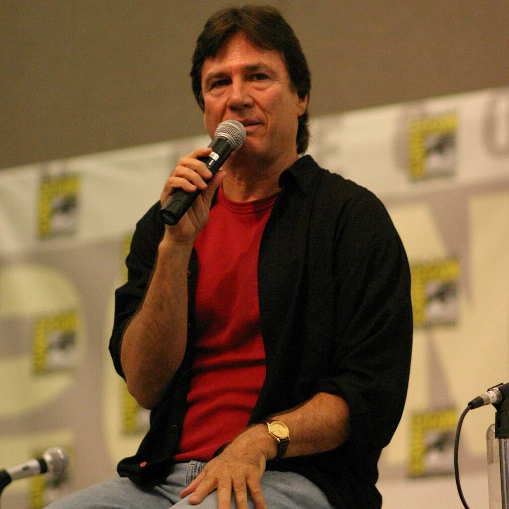 gaxiola's tweet photo. The late Richard Hatch at his #SDCC panel on July 23, 2004. I was really happy he got to be a part of Ron D. Moore's #BattlestarGalactica and had one more great role before he passed.

#richardhatch #richardhatchactor #bsg #battlestargalactica1978 #sdcc2… https://t.co/uyJ17UyRUr https://t.co/TCGmbSRf64