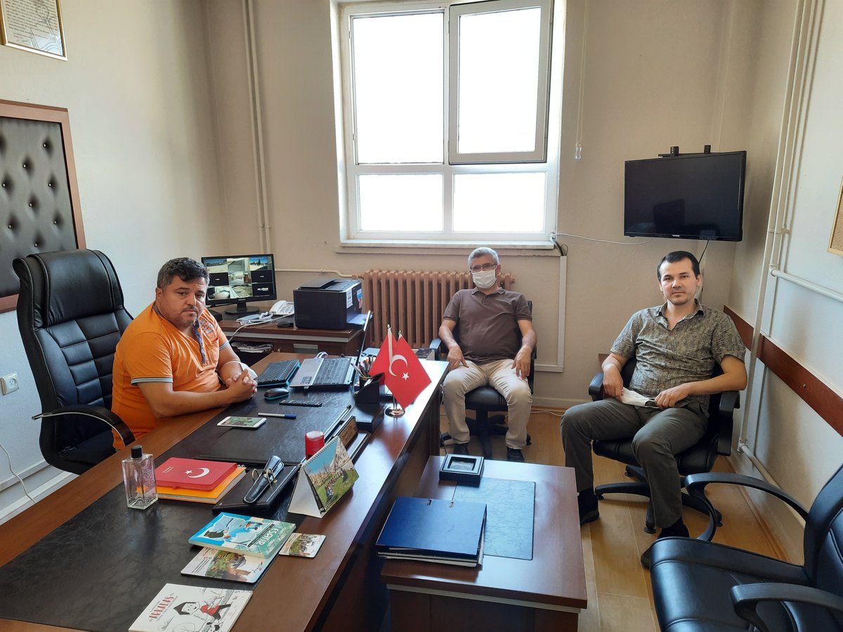 KaleCpal's tweet photo. 2023 Vizyonu doğrultusunda mesleki eğitimin güçlendirilmesi için Okul Aile Birliği Başkanımızla,Kale Ortaokulu ve Yatu Hürriyet Ortaokulu'nu ziyaret ederek okulumuz hakkında bilgi verdik https://t.co/GQNm92umA2