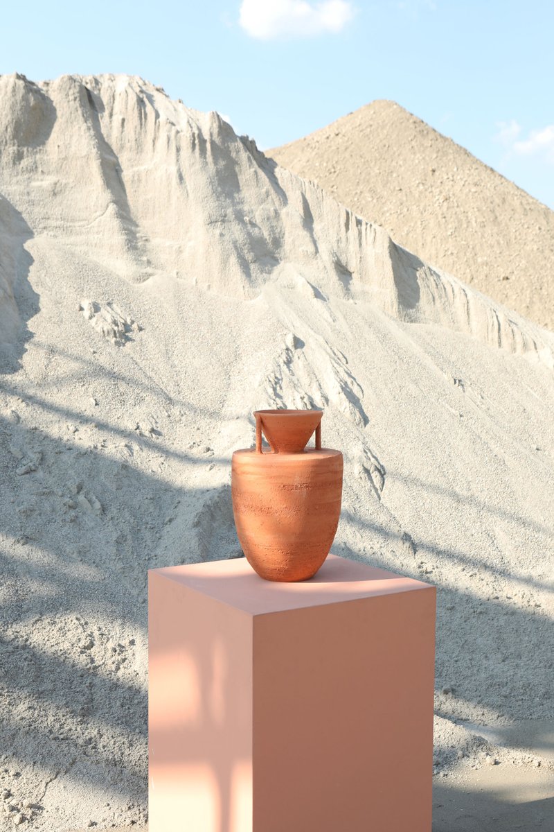 DOrefice_Studio's tweet photo. ‘Le Giare’ must be shaped into three several pieces, joined together when the clay begins to dry.

#clay #designeditions #collectibledesign #terracotta #domenicoorefice #design #pottery #handmade  #ceramic #wheelthrown #homedecor #sculpture https://t.co/8SNvvr9rXH
