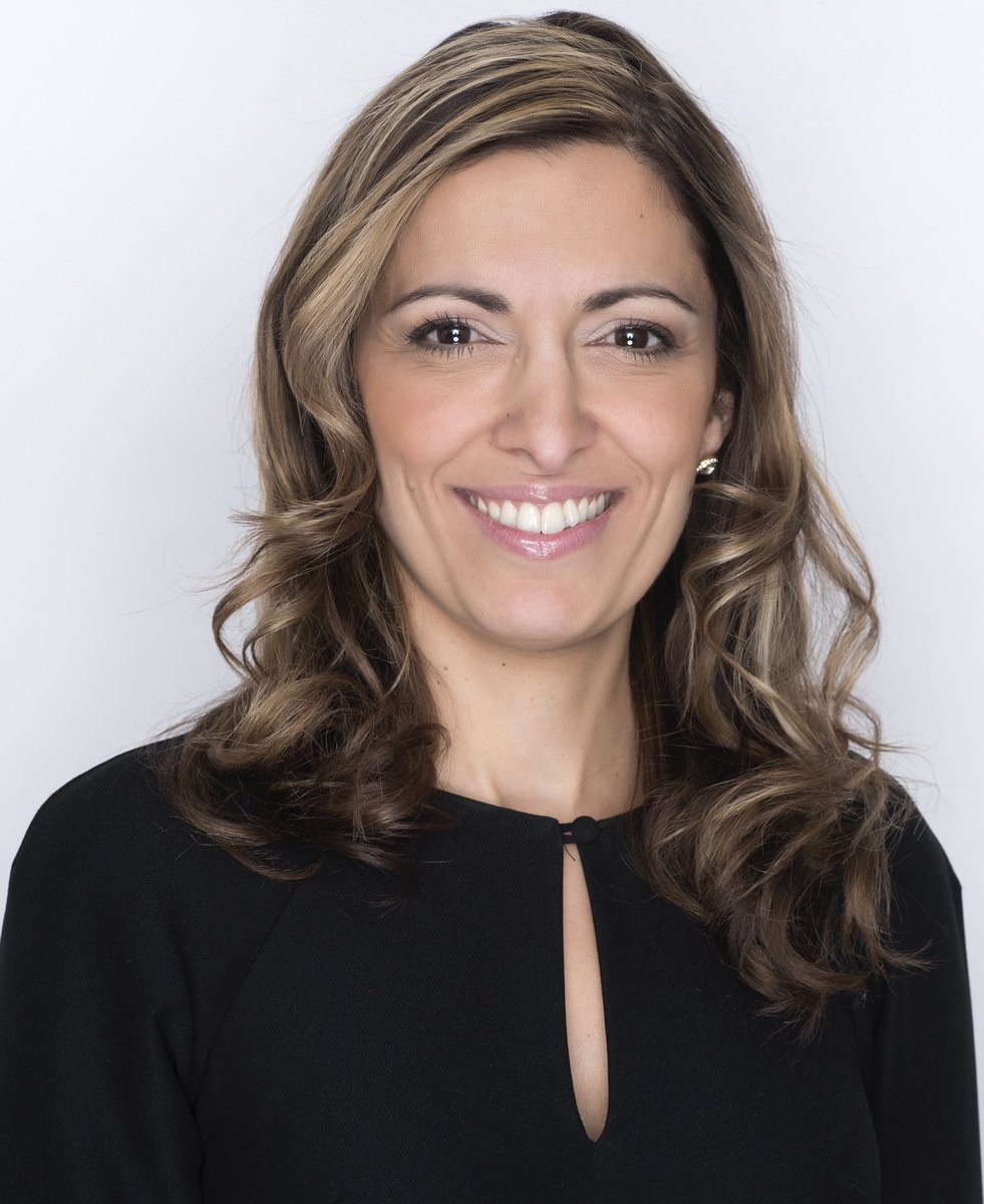 Félicitations à Peggy Tabet nommée vice-présidente, Affaires publiques et réglementaires chez <a href="/Quebecor/">Québecor</a>. Avec + de 22 ans d’expérience chez nous, Peggy sera responsable des services Affaires réglementaires, incluant radiodiffusion et télécommunications, et Affaires publiques.
