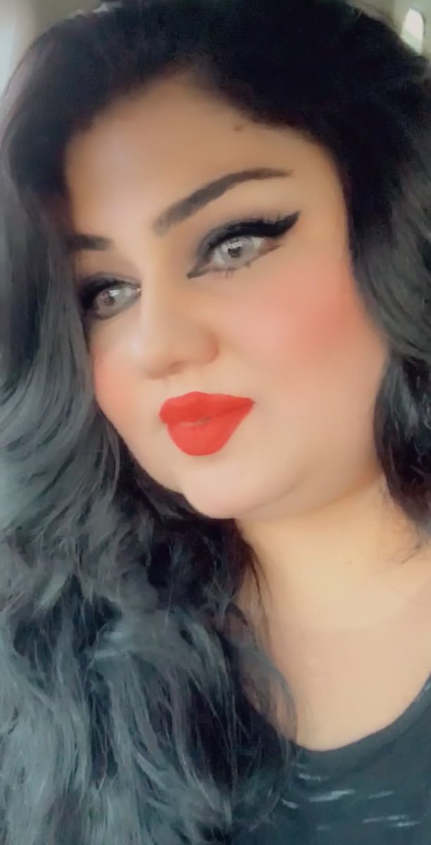 shno_kurdi's tweet photo. مرۆڤەكان ئەگەر رووبەری خەم و ئاستەنگ بنەوە لە ژیان زۆر ئاساییە چونكە ژیان نيه غەم بەلام ئەوەی گرنگە لەگەل خەمەكە رابیت و ببیتە هاورییەكت جارجار بیریكی لی بكەیتەوەو بزەیەكی بۆ بكەیت بەلام نەبیتە بێ هیزیت و دانیشتن و چۆك دانانت بۆ خەم و ئاستەنگەكە ؟
ئیتر ژیان وایە !
#sobestrong https://t.co/1RuD8f4XmS