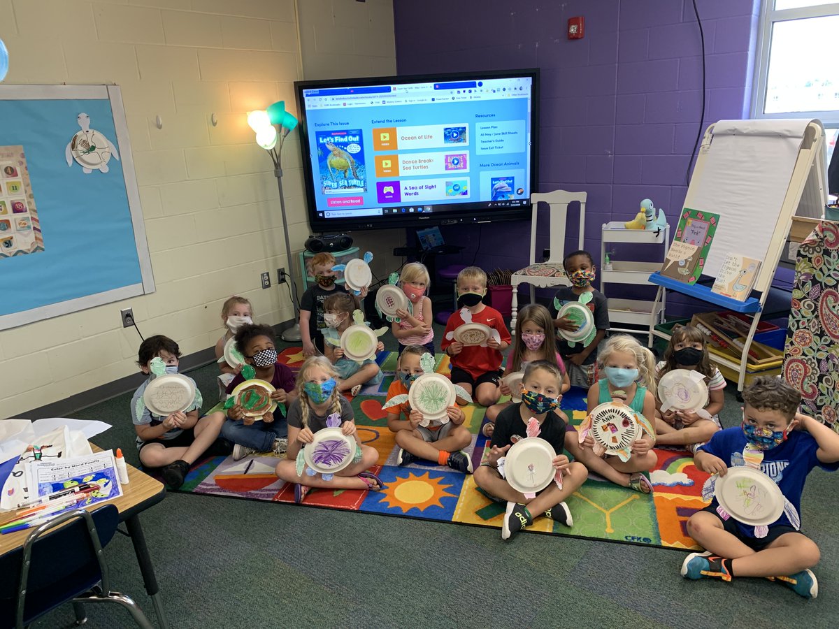 Kindergarten Camp researching and learning all about Sea Turtles today. They even got to make their own to take home! <a href="/bar_sni/">Sni-A-Bar Elementary</a> <a href="/point_stony/">Stony point</a> #GVSOAR2020 #SPSOAR2020