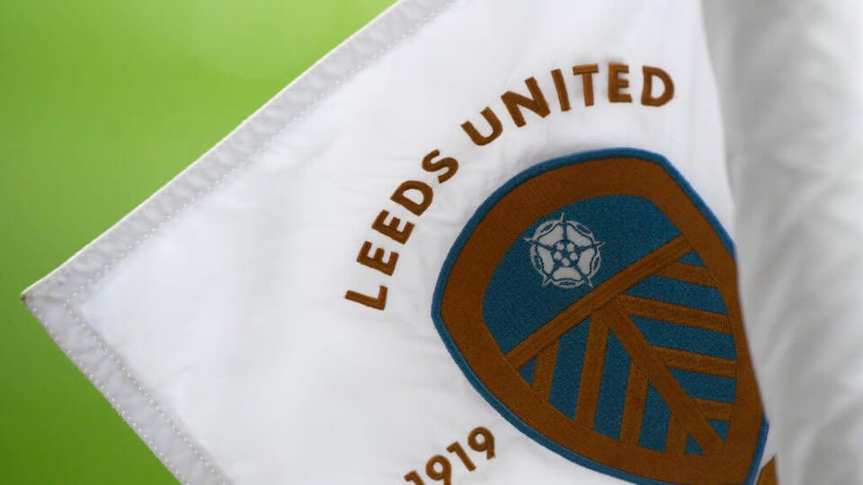 Chr15PG's tweet photo. CLUB STATEMENT: 

The club can today confirm the retirement of the number 9 shirt in honour of former striker Steve Morison!

Morison scored 5 goals in 41 appearances for The Whites.  

Forever our #9 

#LUFC https://t.co/Vw5shV1qVF