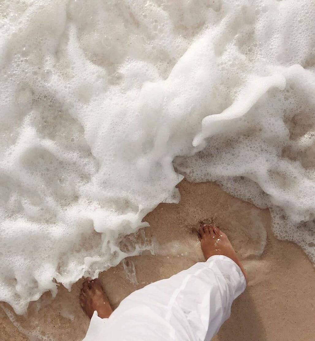 Where Do Broken Hearts Go | Aries, Cancer𝐒𝐡𝐚𝐝𝐨𝐰𝐬 𝐜𝐨𝐦𝐞 𝐰𝐢𝐭𝐡 𝐭𝐡𝐞 𝐩𝐚𝐢𝐧 𝐭𝐡𝐚𝐭 𝐲𝐨𝐮'𝐫𝐞 𝐫𝐮𝐧𝐧𝐢𝐧𝐠 𝐟𝐫𝐨𝐦𝐋𝐨𝐯𝐞 𝐰𝐚𝐬 𝐬𝐨𝐦𝐞𝐭𝐡𝐢𝐧𝐠 𝐲𝐨𝐮 𝐧𝐞𝐯𝐞𝐫 𝐡𝐞𝐚𝐫𝐝 𝐞𝐧𝐨𝐮𝐠𝐡