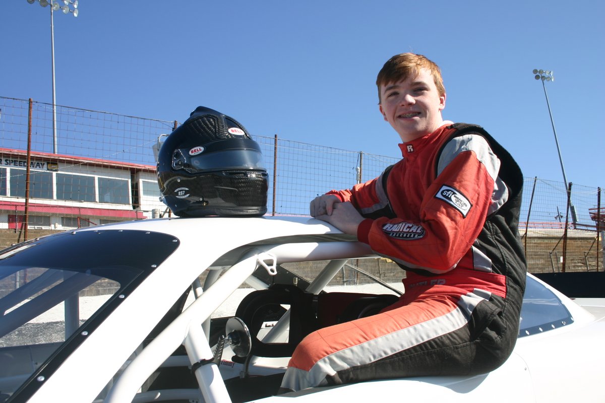 Found my way to twitter! Along with FB I will post about my racing journey on this page.