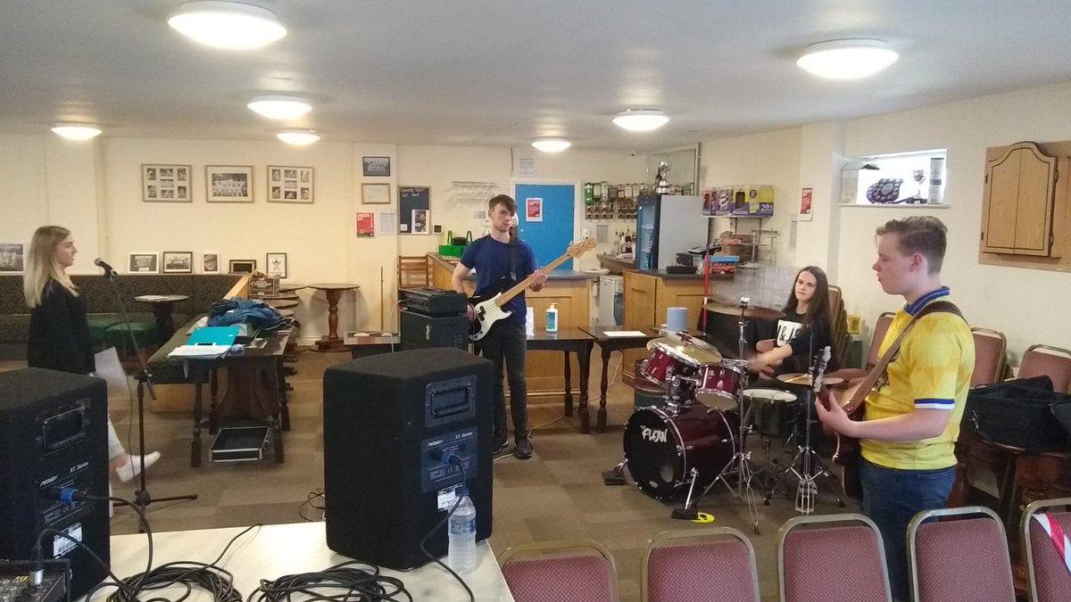rock2theflow's tweet image. Great to be back together again!

Our first rehearsal since lockdown.

#LiveMusic #Bradford #Leeds #Band