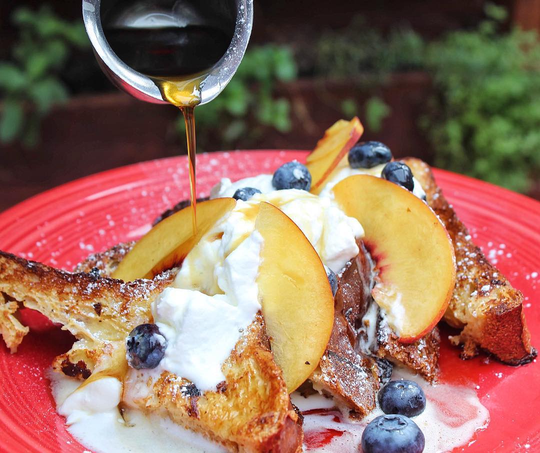 #ChefDave’s Tres Leches French Toast provides both the hangover cure and sugar rush you need. Catch us for Beerunch at 11am!⁣
⁣
📷 @bostonfoodgram⁣