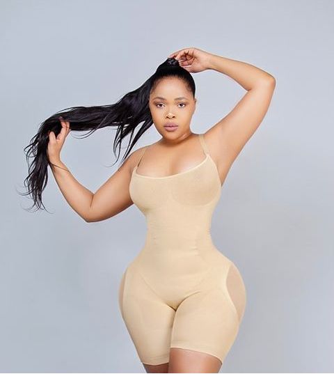 DjMathula_SA's tweet photo. Yerrr💋💖🔥🔥 @MansSavage1 @nozipho_zulu_ https://t.co/PQ4dI762dK