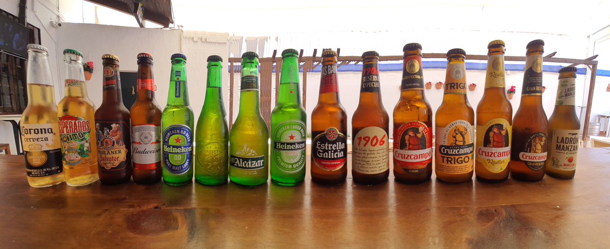 CGrandeTomares's tweet photo. ¡Hola!🌝

Soy de Jaén, soy nueva en Casa Grande y estoy...¡espectacular!
🔝🔝🔝

🍺Cerveza Alcázar🍺

Esperándote bien frías ❄❄

#CasaGrandeTomares
#cerveza #Cruzcampo #Heineken #Coronita  #Budweiser #Paulaner #Alhambra #EstrellaGalicia #Tomares #Aljarafe #Sevilla #Andalucía https://t.co/caxLO0oqDM