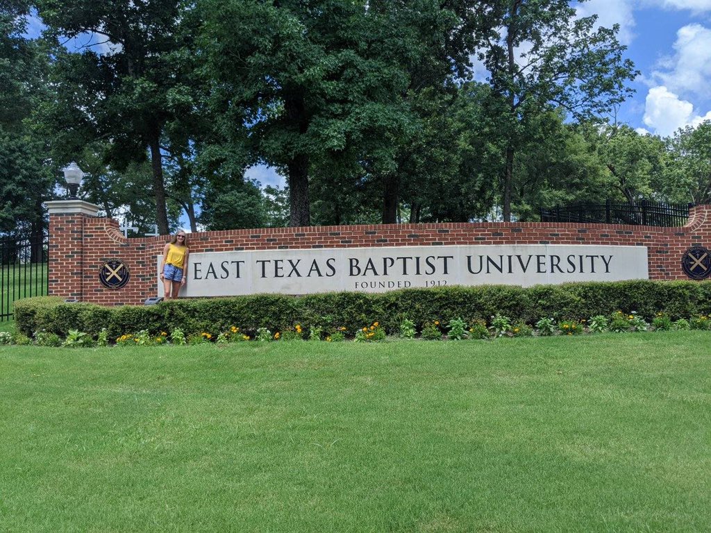 makennahenry's tweet photo. I’m blessed to say I have received my first official offer from ETBU to play golf‼️ #gotigers https://t.co/T1eSntFwwf