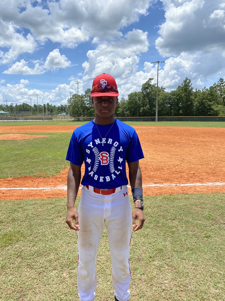 FiveTool's tweet photo. @FiveToolTexas F: @SynergyBSB 19, PBF 2023 Swindell 3
PoG: @MylesArterberry 3-3, HR, 4 RBI, 4R, BB
Notable: @cmetcalf22 1-2, 2B, 2 RBI, R, BB https://t.co/UR31kPzC0m