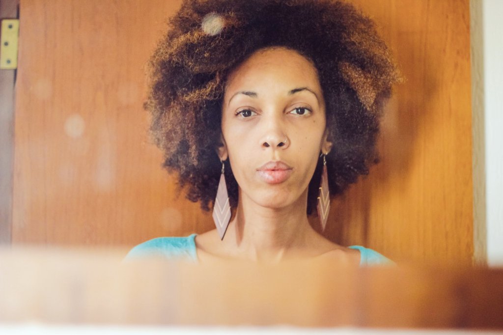 Socpindadhac's tweet photo. #IsisMaria de #Brasil participará en el Encuentro de Mujeres Afro "Sumando Voces y Compartiendo nuestras luchas"
@SEPIA_GobOax  @SESESP_GobOax
@Socpindadhac
24 y 25 de julio de forma virtual  16:00 horas, por #FacebookLive de la Sepia.
https://t.co/83Wj1OEjVF https://t.co/yh6oLedD9a