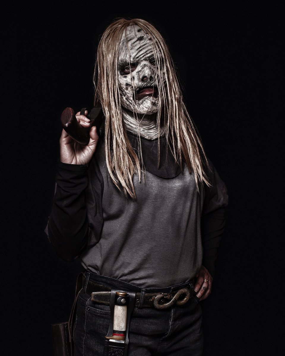 AlphaCosplayer's tweet photo. Remembering my best pics for #ComicConAtHome
#TWDCosplay #TWDFamily #TWDUniverse #TWD #TheWalkingDead #Alpha #TWDAlpha #TWDSeason10
@samthesparrow @TheWalkingDead @WalkingDead_AMC @JDMorgan @WalkingDead_AMC @UndeadWalkingFS @TWD_ES @TWalkingDWorld https://t.co/dnl99oPk4Z