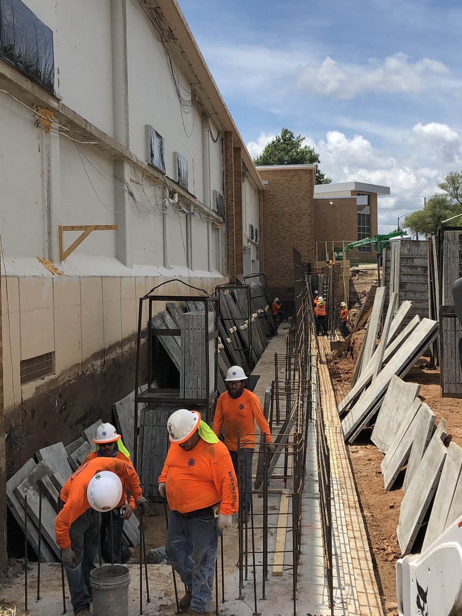 Installing footings on the new addition at <a href="/DMSBulldogs/">Derby Middle School</a> today! More to come on this <a href="/DerbySchoolsKS/">Derby Public Schools</a> project. #DerbyBondProgress #McCownGordon #ProudBuilder