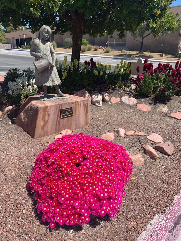 BoulderDamCU's tweet image. Here's the latest column from @EricDEstes  in this week's @BCReview  ow.ly/I2aE50AG8n3  #DormantAccounts #NoEscrowAccountsHere #CoinMachine #BloodDonations #SocialDistanceDontSociallyDisconnect #Landscaping #WordsOfWisdom