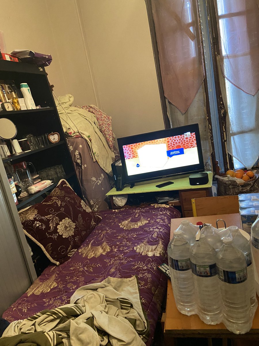 humanity_oks's tweet photo. Une famille d’Argenteuil (95) a besoin de notre aide suite à un retard de loyer de 2 mois (500 x 2 = 1000€)
La maman, en situation irrégulière vit dans un petit espace avec sa fille scolarisée et paie les frais hospitaliers de fils https://t.co/SeSp9Zxzhf