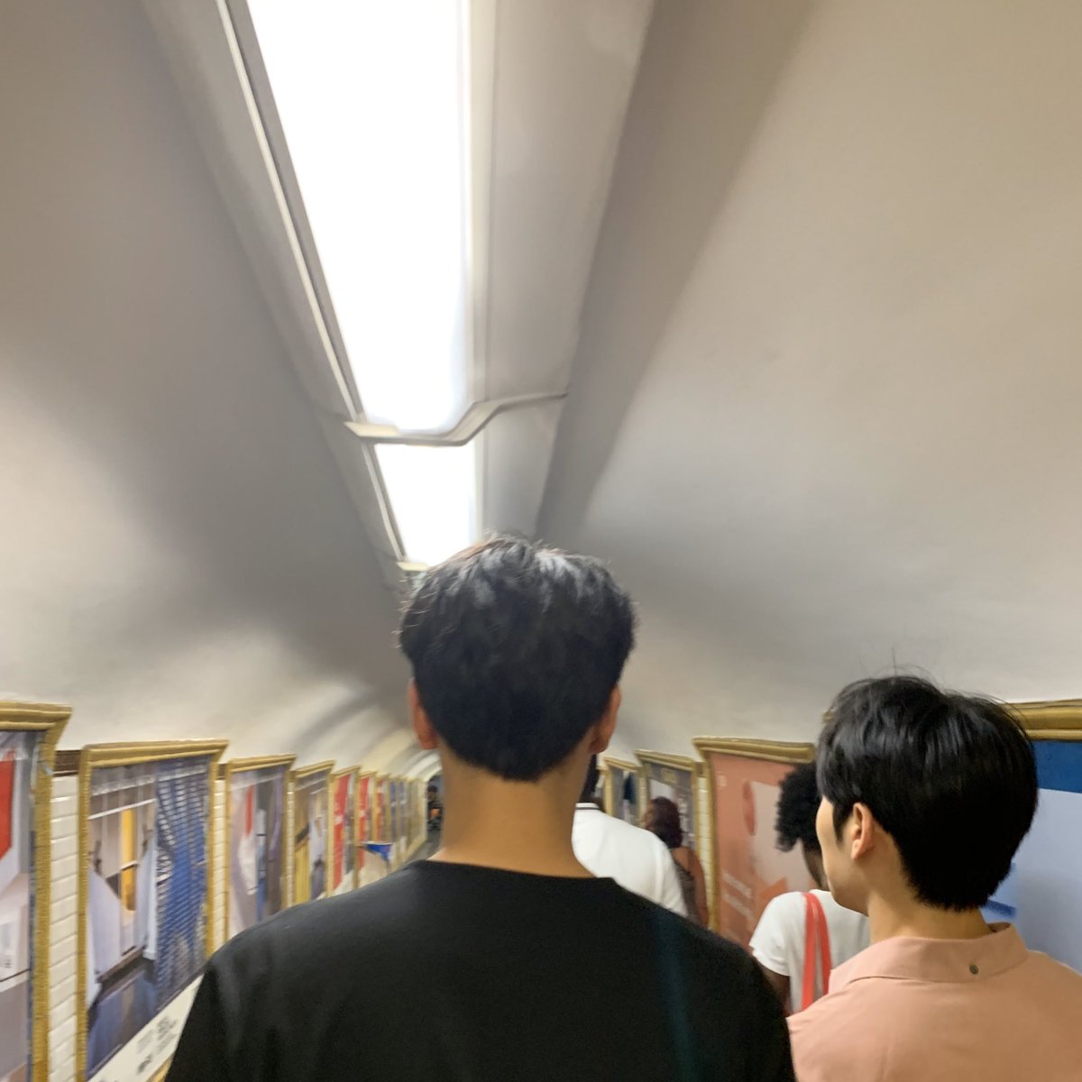 itsseujji's tweet photo. remember the never-ending "seoham is too tall for this world" saga? https://t.co/l4qn6cNU8A