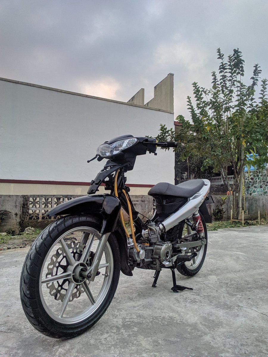 WahyuBimbim6's tweet image. Selagi masih ada maka hargailah
#Jupiter #5TP #enginesleep @kooracing #130cc #HappyFriday