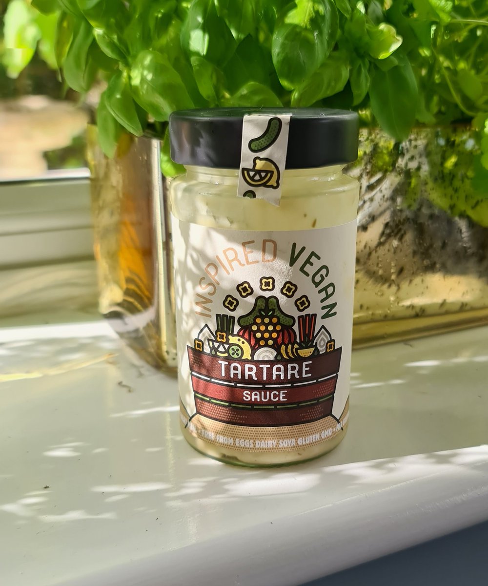 Aaronvegan's tweet image. 'Fishcakes' with Tartare Sauce, Skins on Wedges, Peas, Carrots &amp;amp; Organic Ketchup.

Baking potatoes cut into wedges &amp;amp; baked in extra virgin olive oil &amp;amp; pink salt.

@MrOrganic ketchup which is so thick &amp;amp; tasty.

#veganfish #fishfree #veganjunkfood #veganism