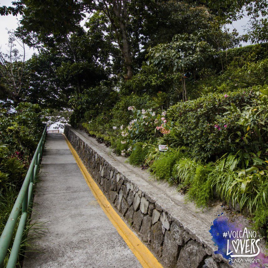 PlazaVolcan's tweet image. Cuando sea el momento nos volveremos a encontrar. En #PlazaVolcán hemos trabajado todo este tiempo para recibirte a ti y a los tuyos 🌋✨ #VolcanoLovers #ProntoNosEncontraremos