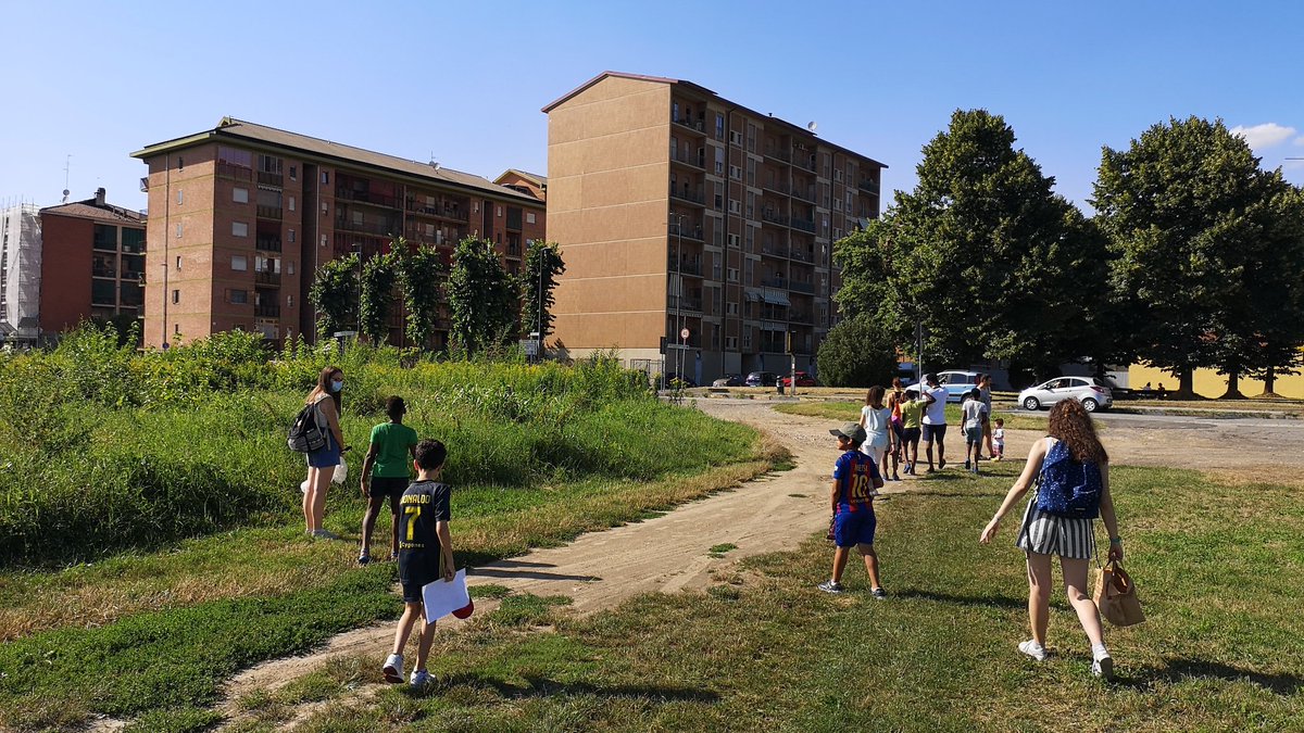 ceschina__'s tweet photo. Urban butterfly watching today with childern hosted by Casa Farinelli family house 🏡🦋
How many species have we found? 

@proGIreg
#CitizenScience #ButterflyCount #urbanbutterflies  #urbangarden #greencity #Turin #MirafioriSud #nbs8 #urbanpollinators #entomology #pollinators https://t.co/2A1toM7tq0