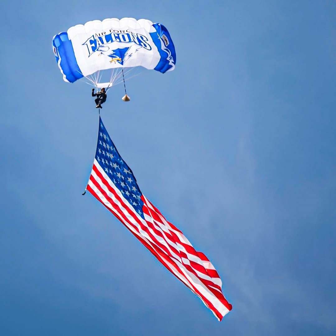 AF_Falcons's tweet photo. What's the first thing that comes to mind when you see this 📸 https://t.co/oR9IpQb5nX