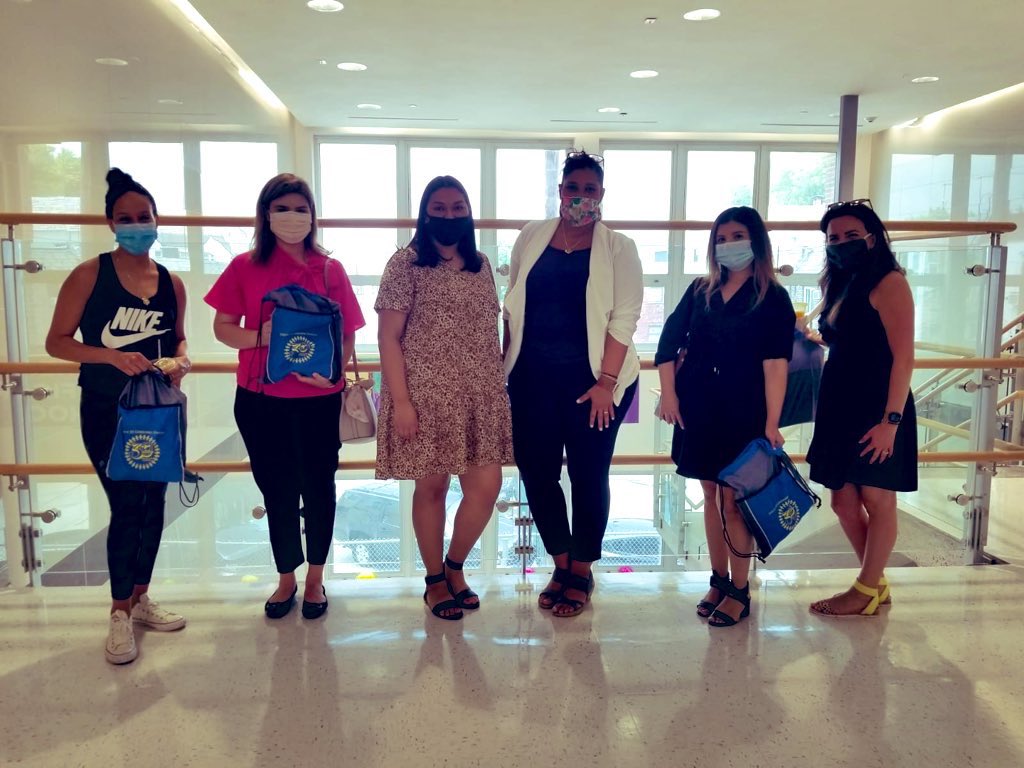 @30Q398 🌈Welcomes our new #championsforchildren check out our website  ps398queens.org to L❤️E💛A💙R💚N💜 about @MrsNatsis398 <a href="/MsXhaxhi398/">Ms. Xhaxhi</a> <a href="/MsSosa_398Q/">🌈Ms. Sosa</a> @MrsFilippi398 <a href="/NYCSchools/">NYC Public Schools</a> <a href="/nycdistrict30/">District 30</a> #togethisbetter #wealEARN #goodforALLchildren #2020