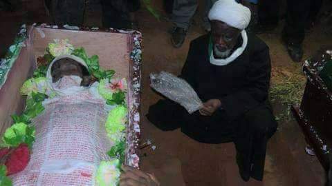 Realyaseer's tweet photo. Twitter Trend to Mark Quds Massacre occurred in Zaria in 2014.

Below is the schedule for the trend:

HT: #QudsMartyrsNigeria

Date: Saturday, 25th of July, 2020.

Time:
Nigeria 4:00pm
Pakistan 8:00pm
Iran      6:30pm
Iraq   6:00pm
India  8:30pm
UK   3:00pm (GMT) https://t.co/cp5BJ21bnH