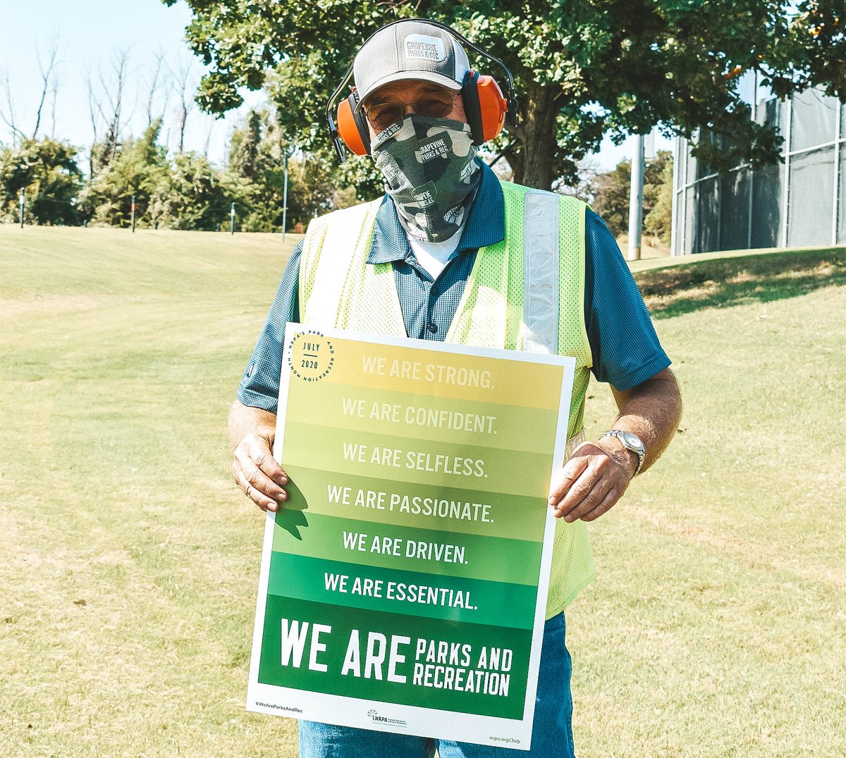 gograpevine's tweet photo. The Grapevine Parks &amp; Recreation staff work hard to keep parks &amp; facilities pristine &amp; open for patrons. 🌳❤️
In honor of #NationalParkandRecMonth, @nrpanews asks everyone that supports parks &amp; recreation to share how it has impacted their lives. #GoGrapevine #ThankAParkAndRecPro https://t.co/MFGRYpey5I