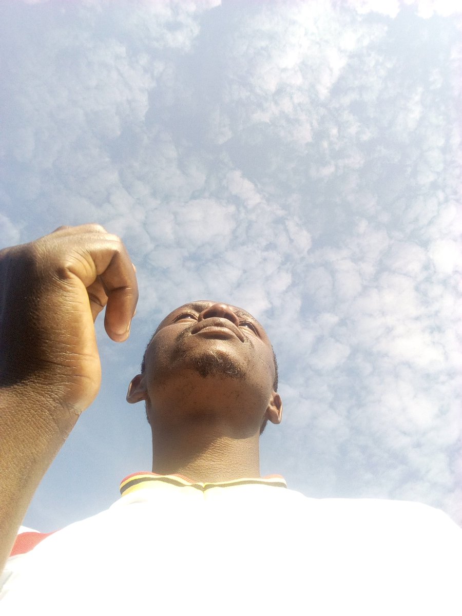 MUHINDOSAMUEL16's tweet photo. Drop UA challenge and we go https://t.co/6P6hmREcN6
