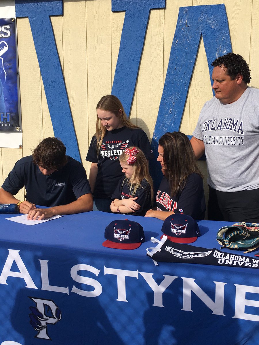 Zachary7713's tweet photo. First off I would like to thank all of my family and friends for their support and encouragement throughout my baseball career. With that said i am excited to announce I will be attending Oklahoma Wesleyan University to continue my Academic and Baseball career! @OKWUeagles_BSB https://t.co/4fi5D7Z3Za