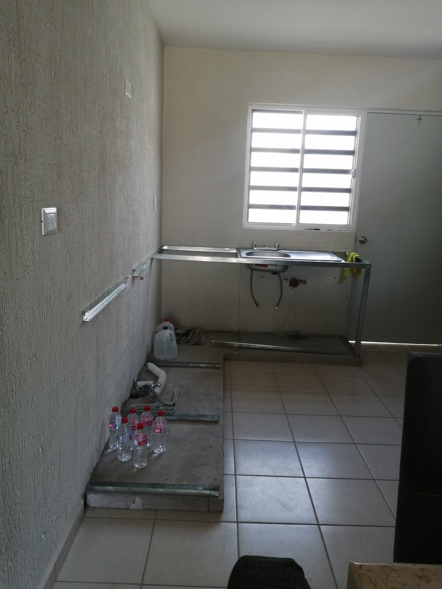 AVelago's tweet photo. Nuestro💕
Ya que quede lista les enseño el final, me siento muy orgullosa de lo que estamos haciendo, casa bonnipochitos casi esta lista💕 https://t.co/TgYEwWCggM
