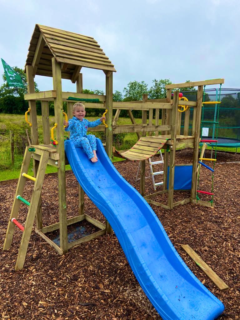 philliplogan's tweet photo. Spent hours building this over the past few days, so worth it! Apparently he just needed a wee slide before bed 😆 https://t.co/46xqWyehPS