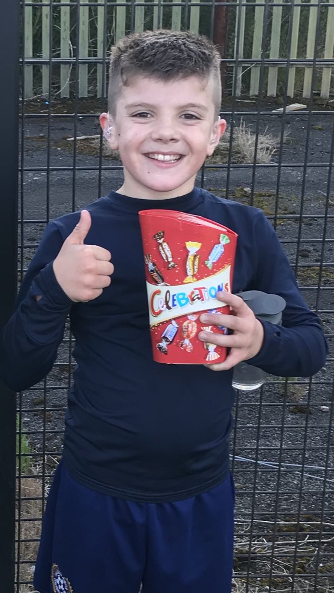 ShankillJ's tweet photo. 🔵🟢2011s Juniors Trainer of the week🟢🔵

Well Done Wacko Great Attitude and Effort in Training this Week 👏🏻👏🏻👏🏻 Keep it Up Buddy 👍🏻 https://t.co/4GGfErwvWj
