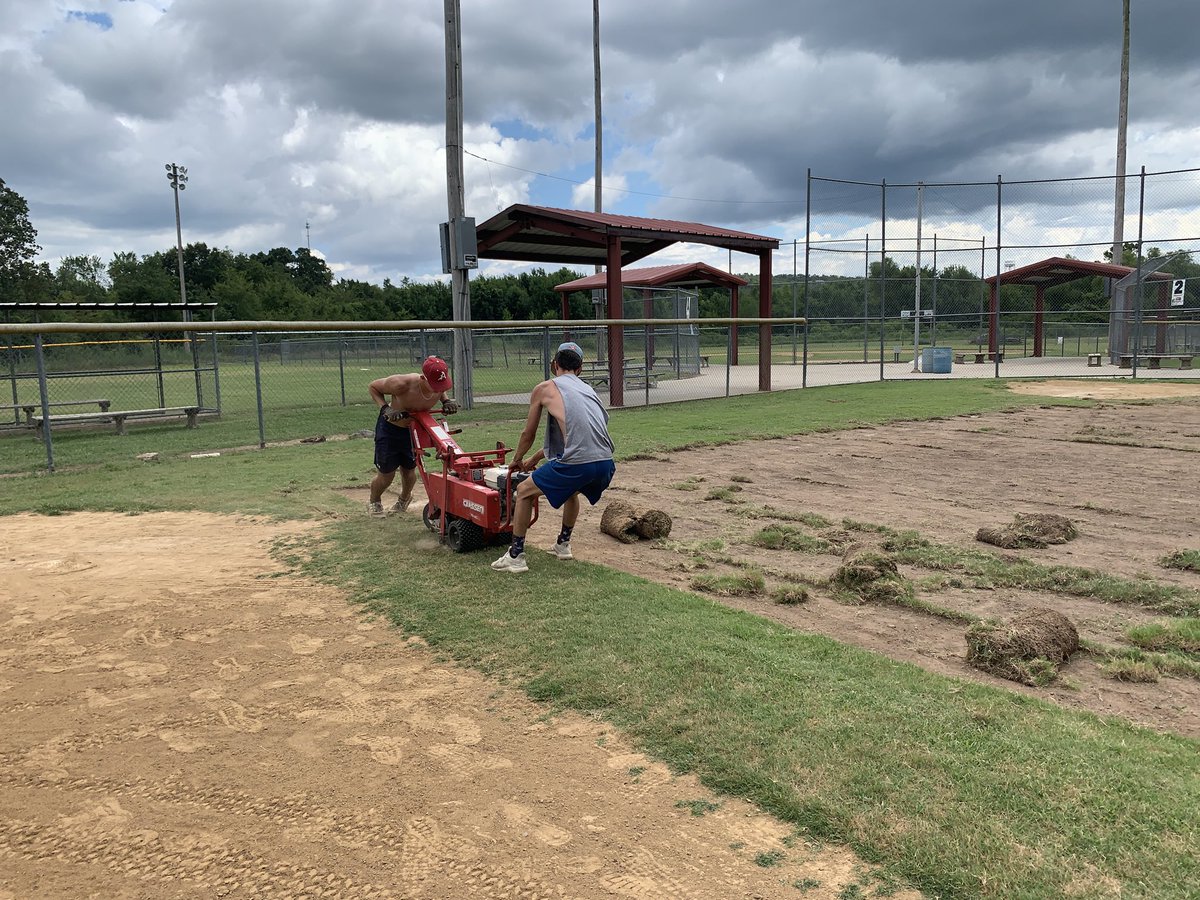 MercadoBSBL's tweet photo. Big day for ⁦@GWDBaseball⁩. We’ve partnered with the Seb. Co. Boys and Girls Club to renovate Field 6 into a reg. size baseball field. 

This gives our JV-B a home to get some serious development in AND allows us to benefit the young baseball talent in our community. https://t.co/vf1rL6aAlu