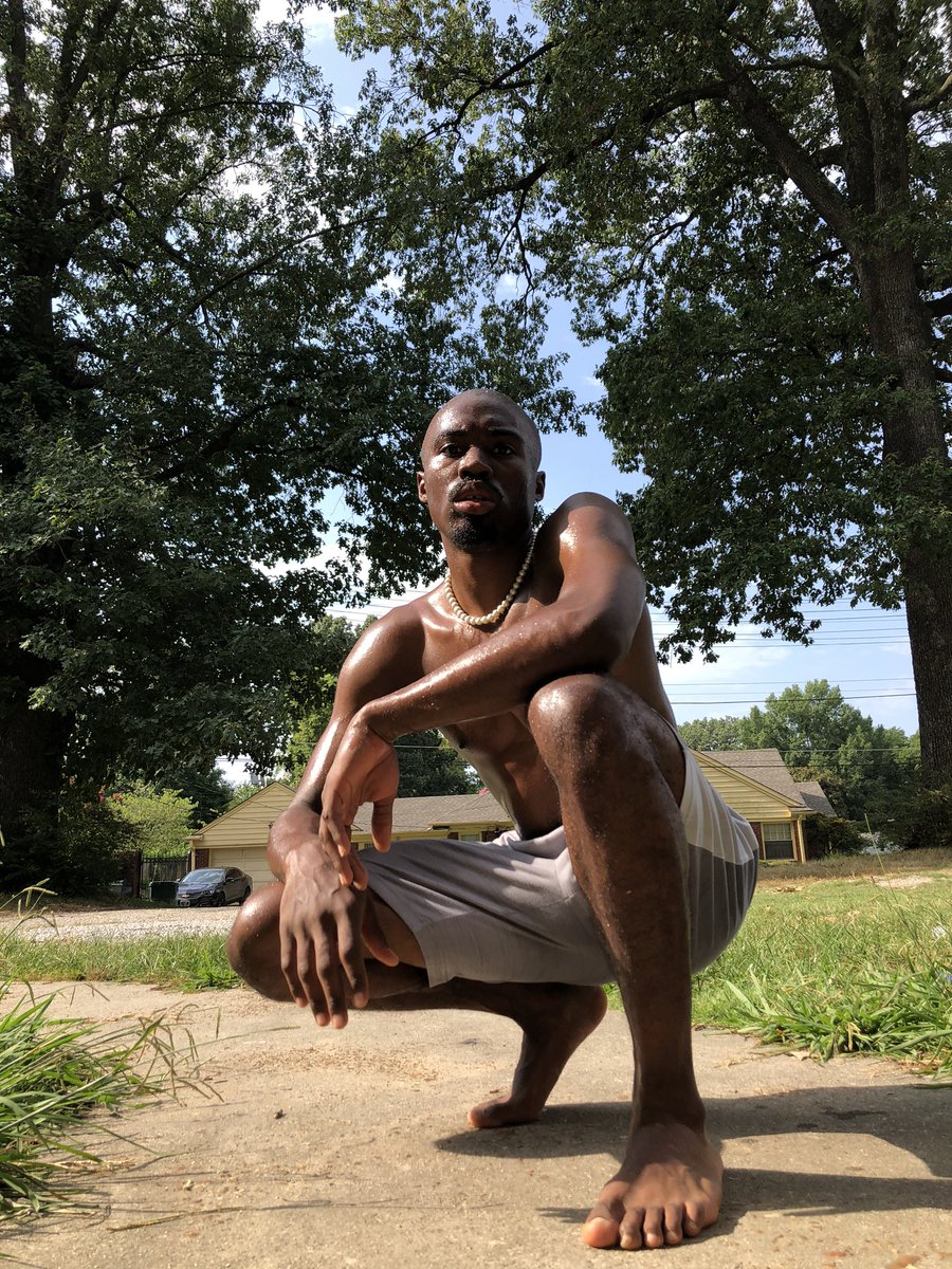 francis98_'s tweet photo. i said bae i want sum money
she said okay 👌🏿 
•
15juillet2020 https://t.co/mfvmTOt32O