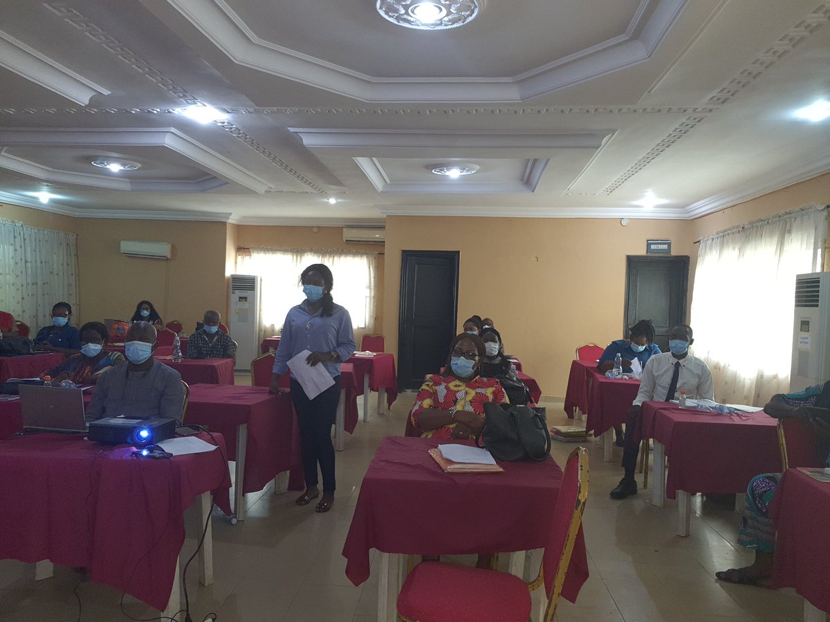 EdoPHEOC's tweet photo. A 2-days training of the Dsno's and Adsnos on disease Surveillance.
Supported by @WHO. https://t.co/ImYGC8f9dV