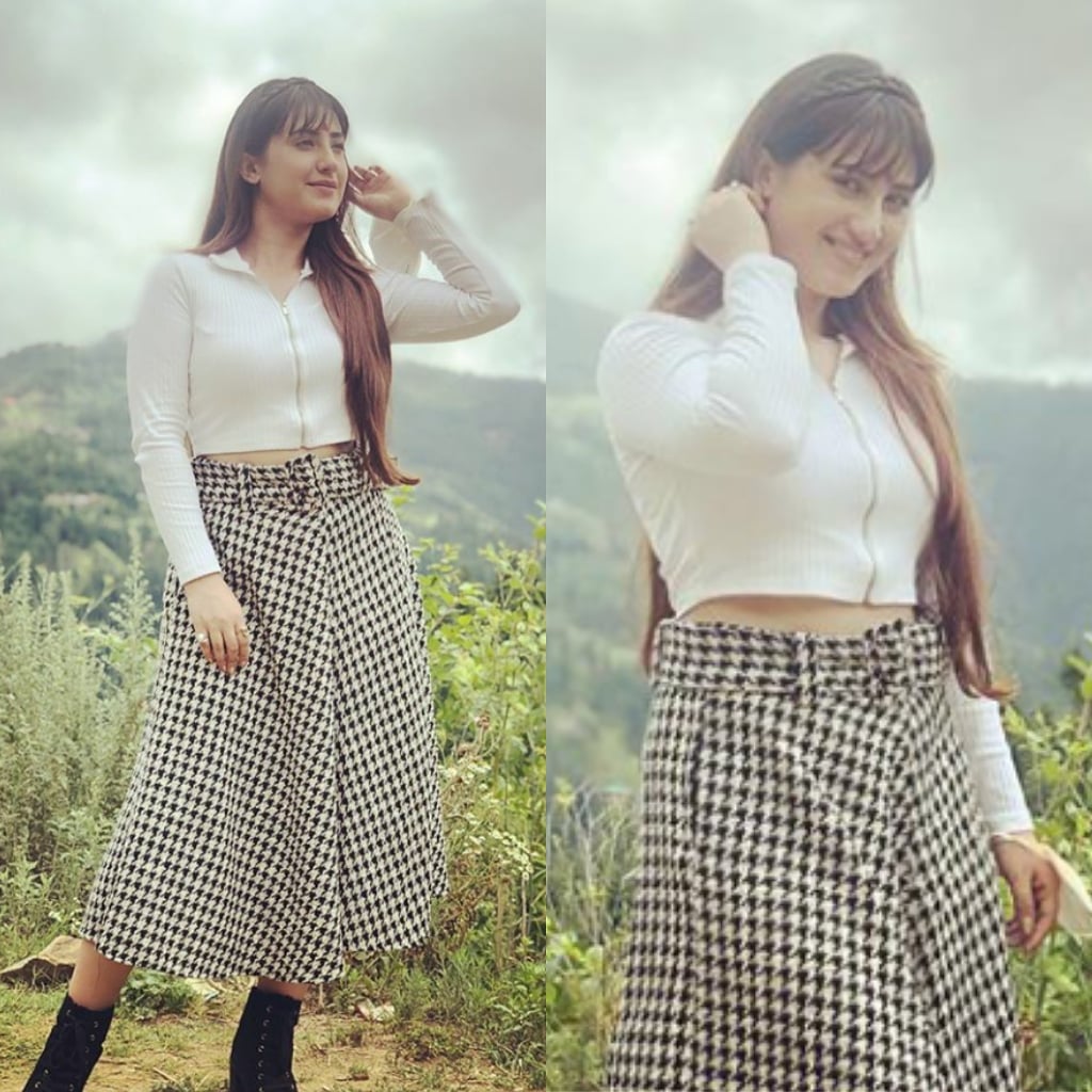 aylandaris's tweet photo. my beautiful queen๐ธ๐ซโค๏ธ @aalishapanwar07 always be happy and take care๐๐๐
#aalishians #proudaalishians #aalishapanwar157 #QueenAp #fanlive #aalishapanwarindonesia #tararaichand #aarohikashyap #madhurigujral #ishqmeinmarjawan #immj #merigudiya #colorstv #starbharat https://t.co/WA4hsbSCoJ