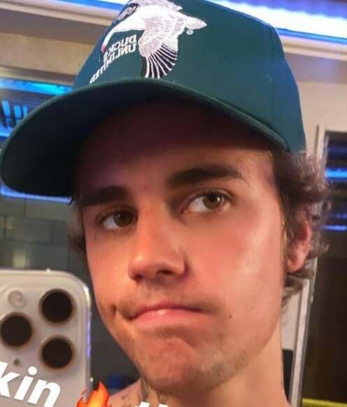 JByazminn's tweet photo. estoy tan orgullosa de justin. el realmente obtuvo ayuda para su piel, mirenlo más confiado de mostrarnos su carita 😭😭

BIEBER IS COMING https://t.co/cqhJalKE89